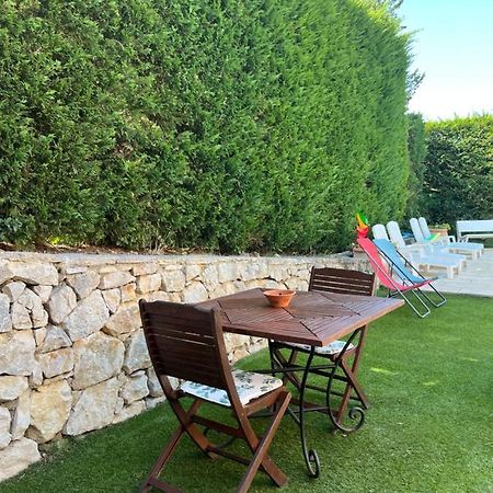 T2 Avec Jardin Et Piscine Privee Velaux Exterior foto