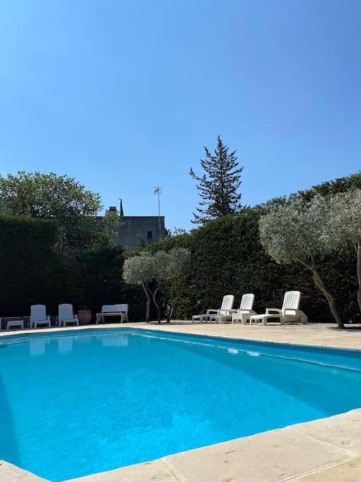 T2 Avec Jardin Et Piscine Privee Velaux Exterior foto